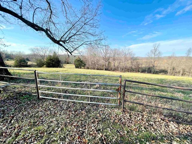 1494 9 Highway, Salem, AR 72576