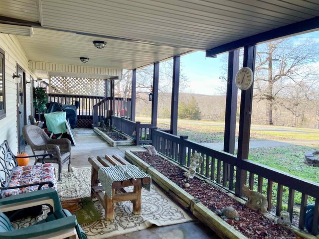 1494 9 Highway, Salem, AR 72576