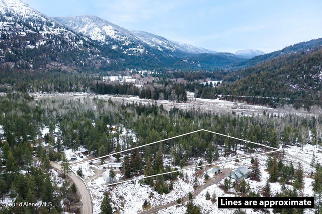 582 Mountain View Rd, Clark Fork, ID 83811