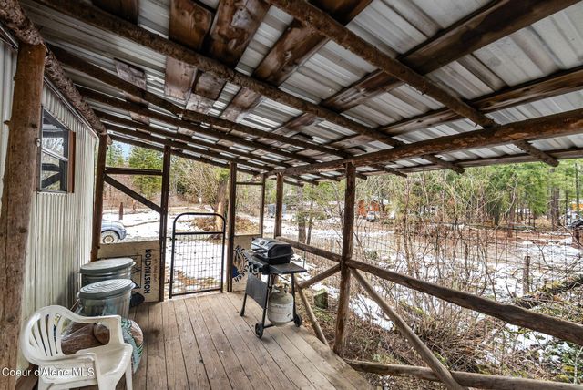 582 Mountain View Rd, Clark Fork, ID 83811