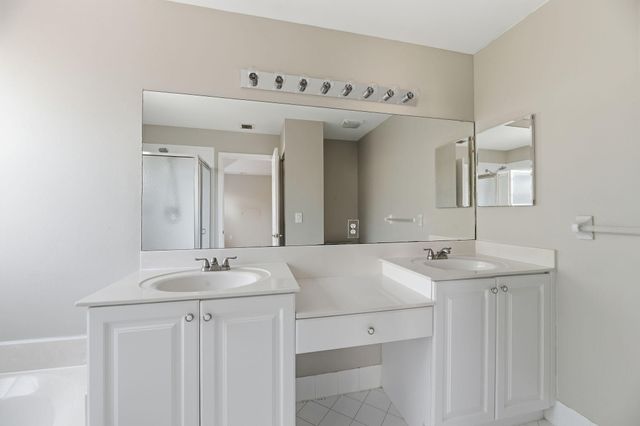 6334 Stonehurst Circle, Lake Worth, FL 33467