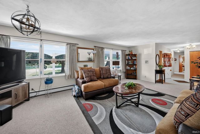 53150 Ridgewood Drive, South Bend, IN 46637