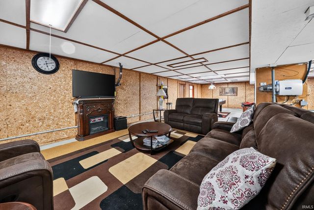 53150 Ridgewood Drive, South Bend, IN 46637