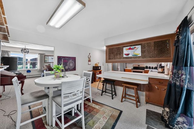 53150 Ridgewood Drive, South Bend, IN 46637