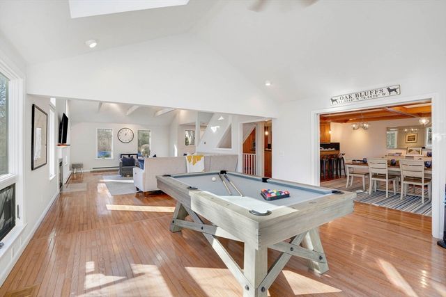 3 Hidden Cove Rd, Oak Bluffs, MA 02557