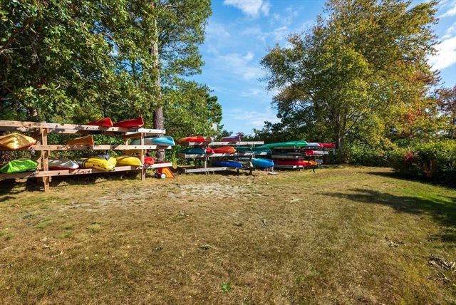 3 Hidden Cove Rd, Oak Bluffs, MA 02557
