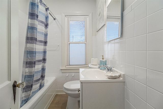 23135 Melrose Avenue, Eastpointe, MI 48021