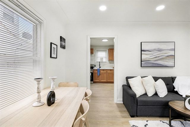 23135 Melrose Avenue, Eastpointe, MI 48021