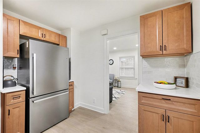 23135 Melrose Avenue, Eastpointe, MI 48021