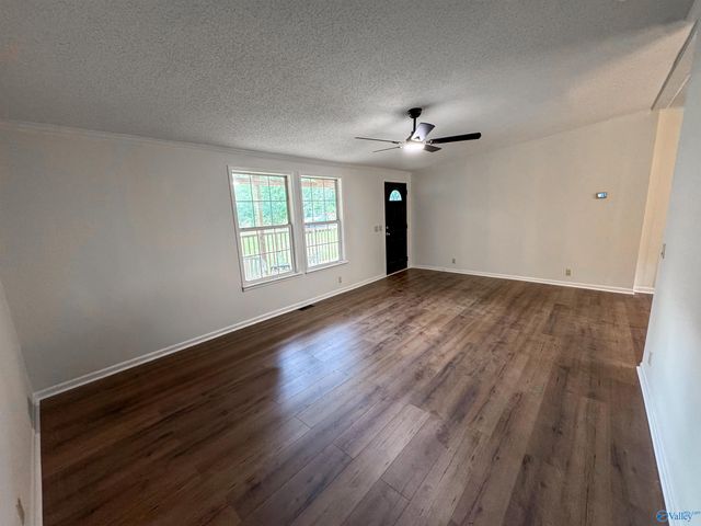 714 County Road 317, Trinity, AL 35673