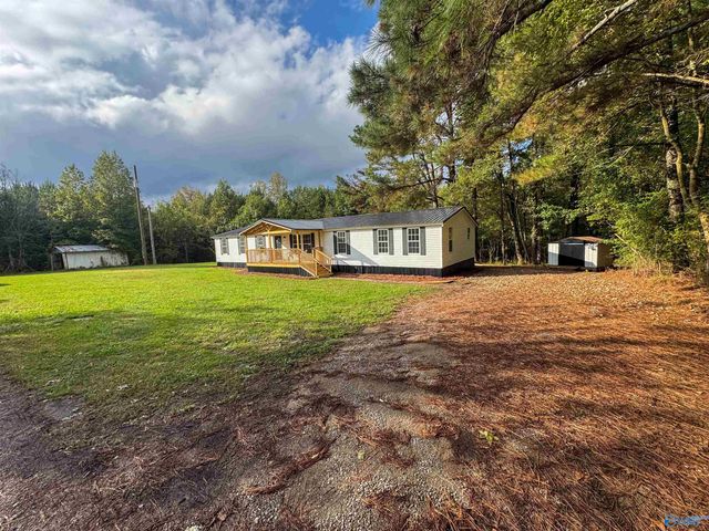 714 County Road 317, Trinity, AL 35673