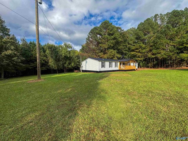 714 County Road 317, Trinity, AL 35673