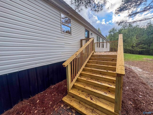 714 County Road 317, Trinity, AL 35673