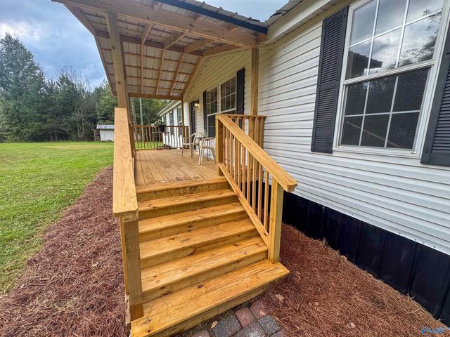 714 County Road 317, Trinity, AL 35673