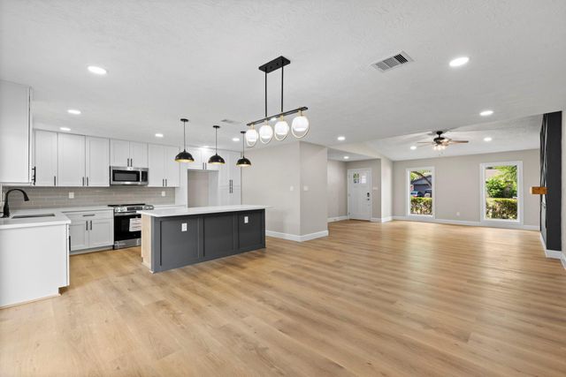 17311 Northern Star Drive, Houston, TX 77084