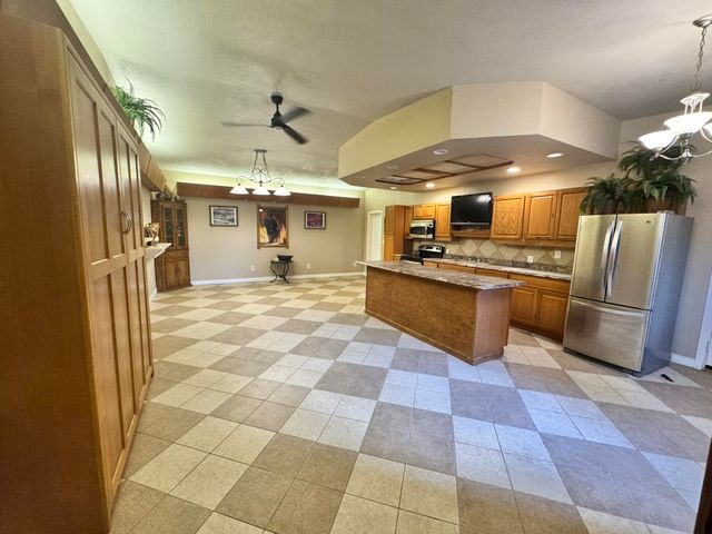 24713 Kootenai Street, Chiloquin, OR 97624