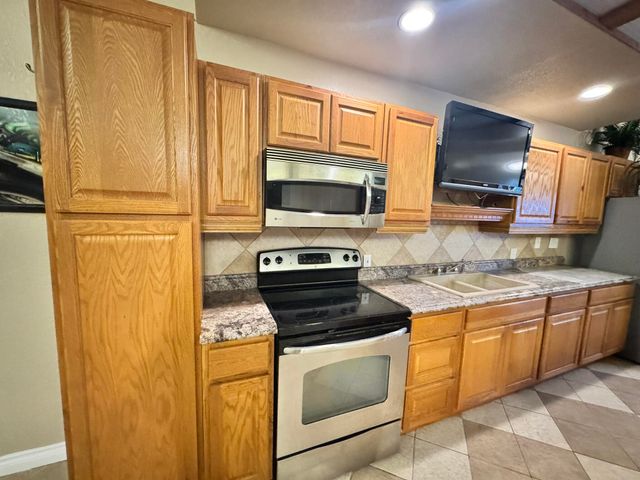 24713 Kootenai Street, Chiloquin, OR 97624