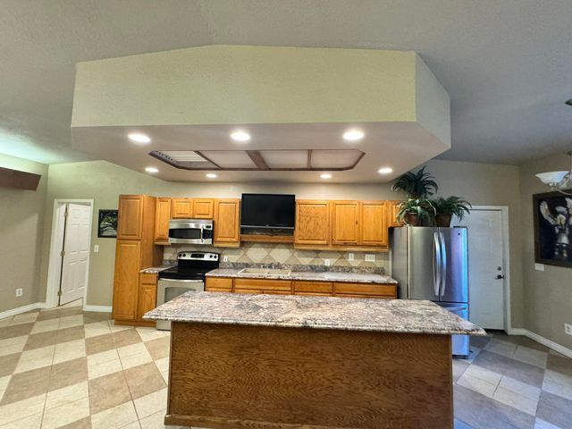 24713 Kootenai Street, Chiloquin, OR 97624