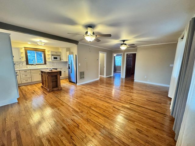 24713 Kootenai Street, Chiloquin, OR 97624