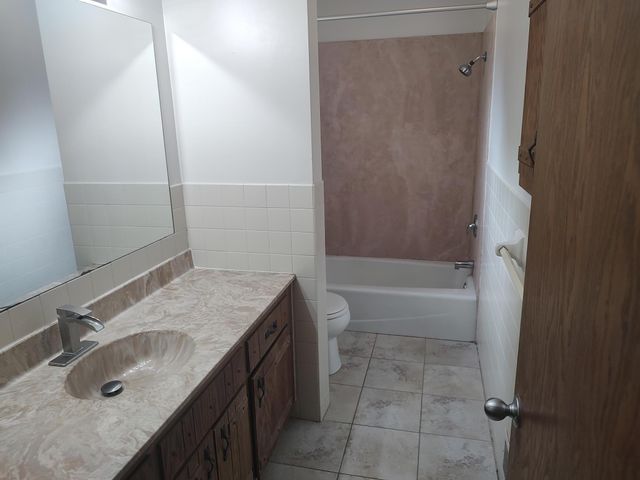 1404 City View Court NE, Rochester, MN 55906