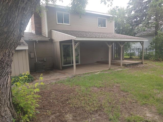 1404 City View Court NE, Rochester, MN 55906