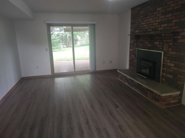 1404 City View Court NE, Rochester, MN 55906