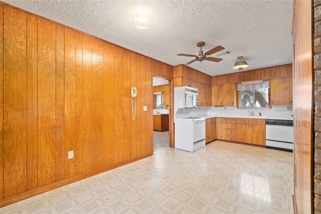 53 County Road 312, Goldthwaite, TX 76844