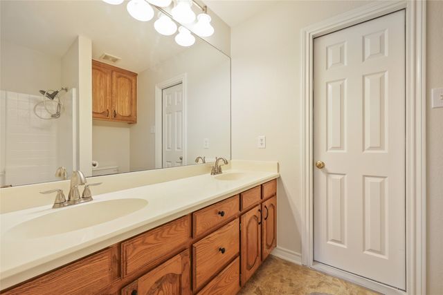 626 Epps Road, Palmer, TX 75152