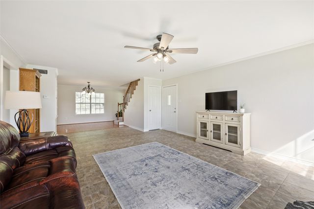 626 Epps Road, Palmer, TX 75152