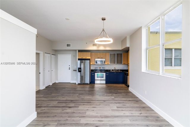 1350 NW 8th Ct A1-7, Miami, FL 33136