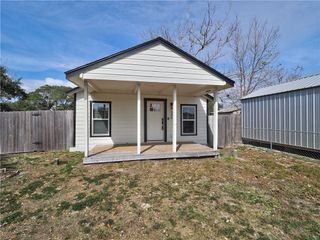 648 S 9th, Aransas Pass, TX 78336
