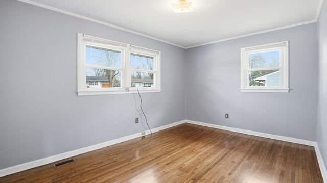 420 Oakwood Rd, Tullahoma, TN 37388