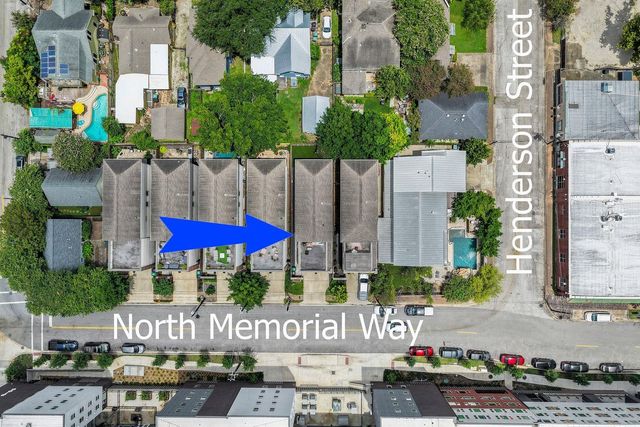 2108 N Memorial Way, Houston, TX 77007