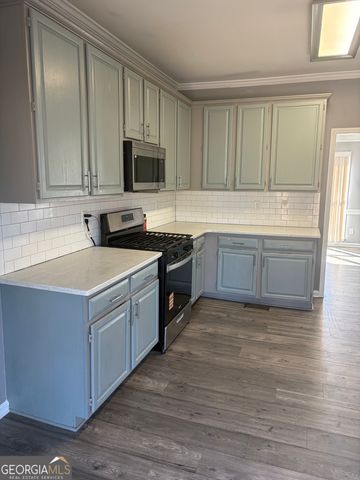 7424 Harbor Cove Lane, Stone Mountain, GA 30087