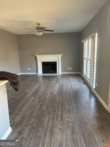 7424 Harbor Cove Lane, Stone Mountain, GA 30087