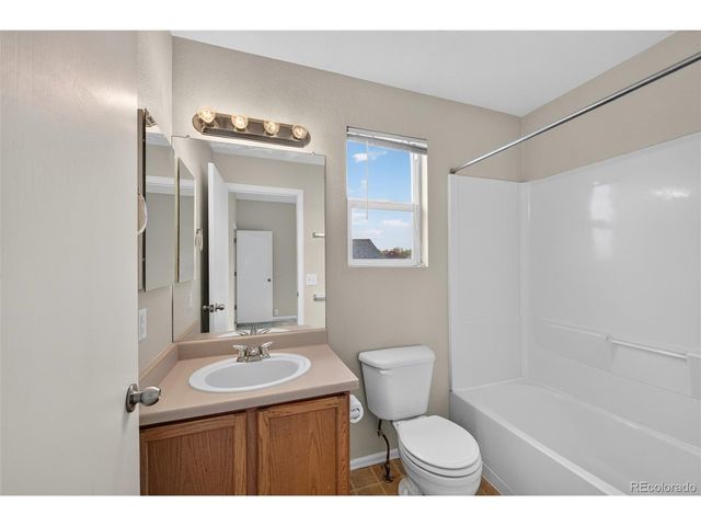 5933 E 113th Ave, Thornton, CO 80233