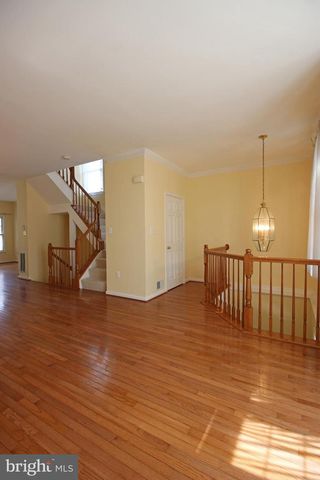 11799 VALLEY RIDGE CIR, Fairfax, VA 22033