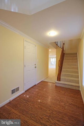 11799 VALLEY RIDGE CIR, Fairfax, VA 22033