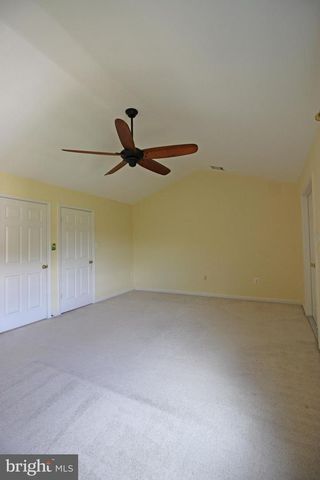 11799 VALLEY RIDGE CIR, Fairfax, VA 22033
