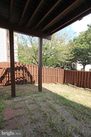 11799 VALLEY RIDGE CIR, Fairfax, VA 22033