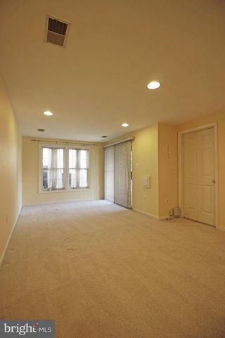 11799 VALLEY RIDGE CIR, Fairfax, VA 22033