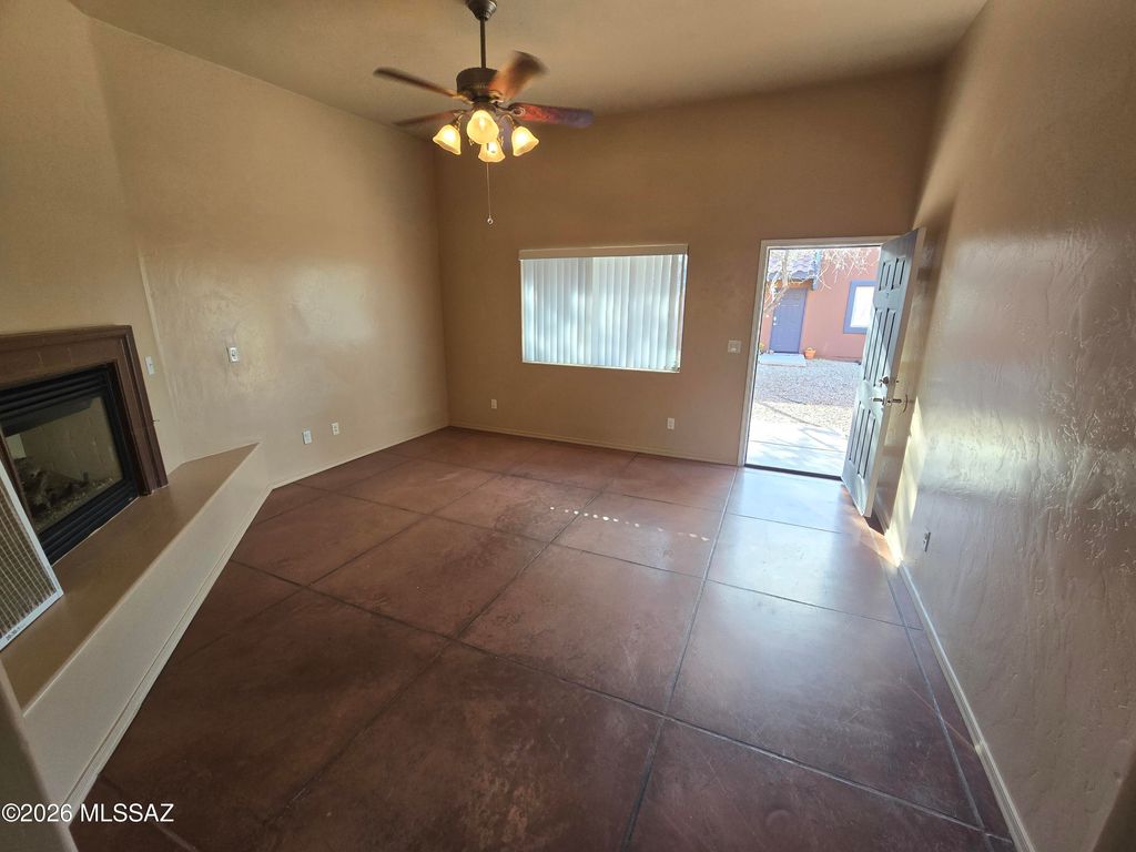 3331 E Bermuda St Unit 8, Tucson, AZ 85716