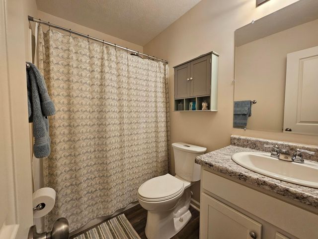30 Waterman Avenue, Commercial Point, OH 43116