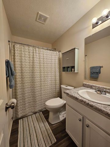 30 Waterman Avenue, Commercial Point, OH 43116
