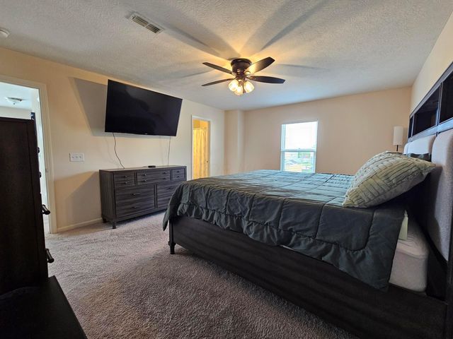 30 Waterman Avenue, Commercial Point, OH 43116