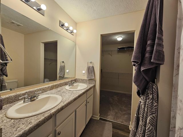 30 Waterman Avenue, Commercial Point, OH 43116