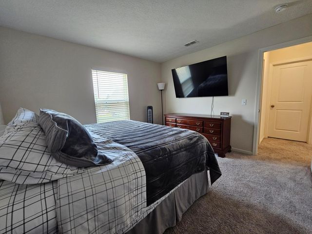 30 Waterman Avenue, Commercial Point, OH 43116