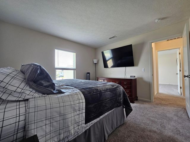 30 Waterman Avenue, Commercial Point, OH 43116