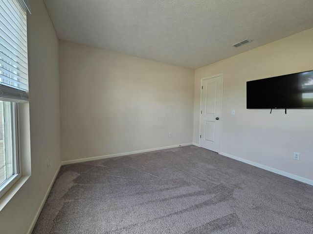 30 Waterman Avenue, Commercial Point, OH 43116