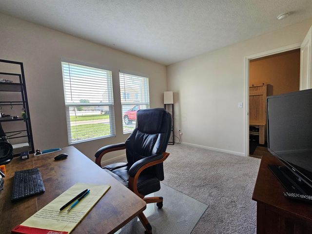 30 Waterman Avenue, Commercial Point, OH 43116